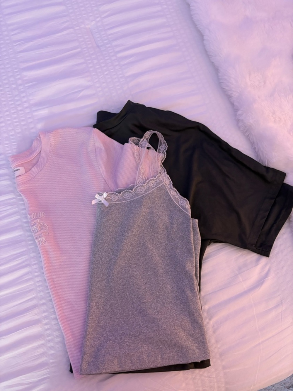 3 Pack! Bundle- Spring tops! (Size L)